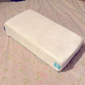 The Pillow Cube “Ice Cube” version; medium or regular size